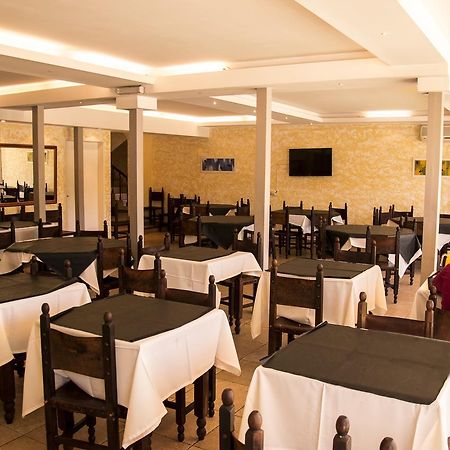 Hotel Saint Tropez Villa Carlos Paz Dış mekan fotoğraf