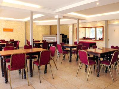 Hotel Saint Tropez Villa Carlos Paz Dış mekan fotoğraf