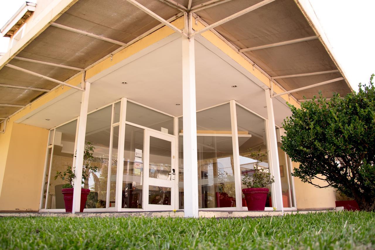 Hotel Saint Tropez Villa Carlos Paz Dış mekan fotoğraf