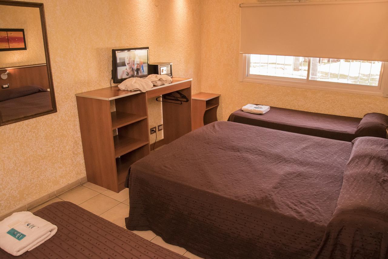 Hotel Saint Tropez Villa Carlos Paz Oda fotoğraf