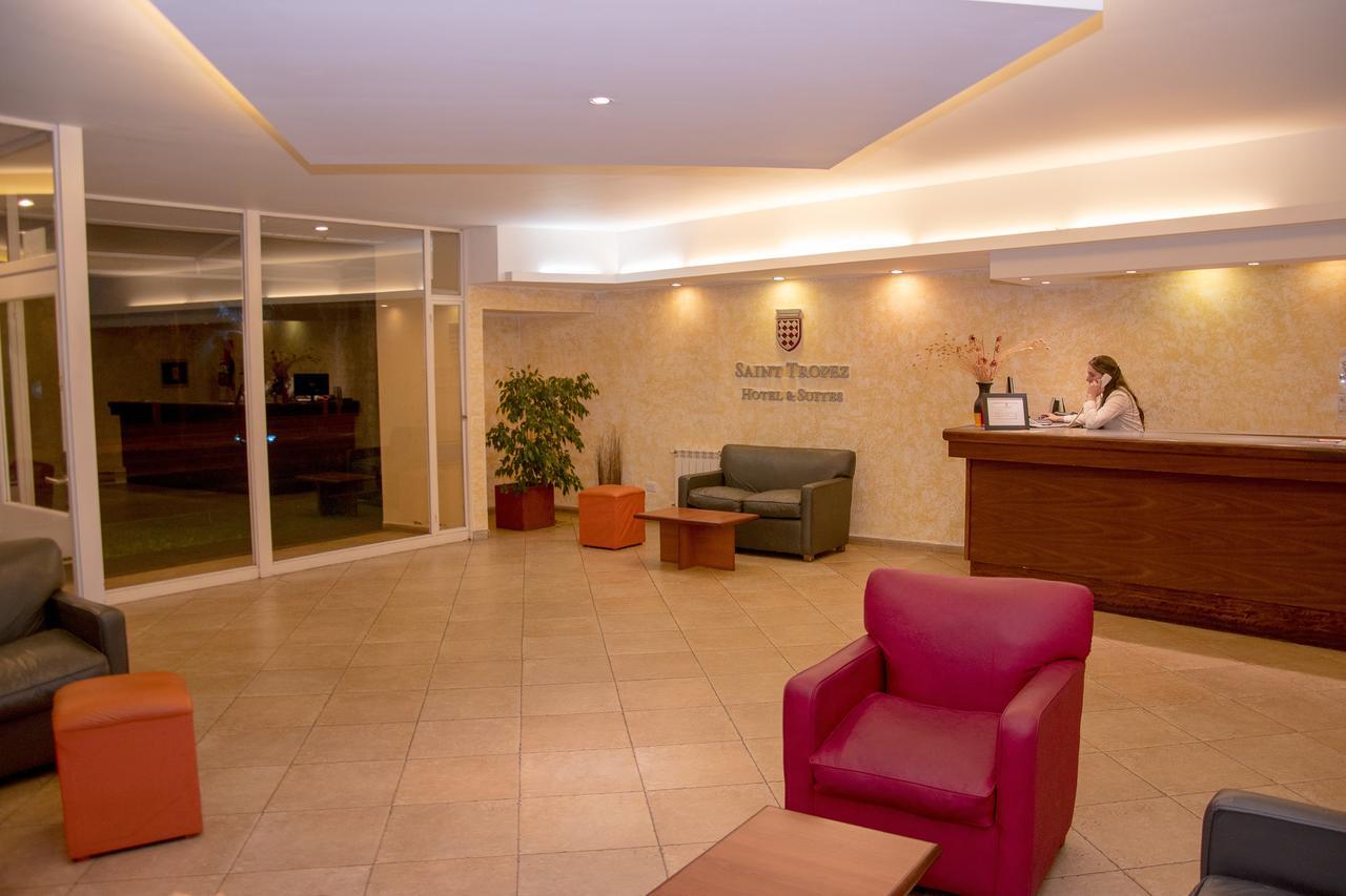 Hotel Saint Tropez Villa Carlos Paz Dış mekan fotoğraf