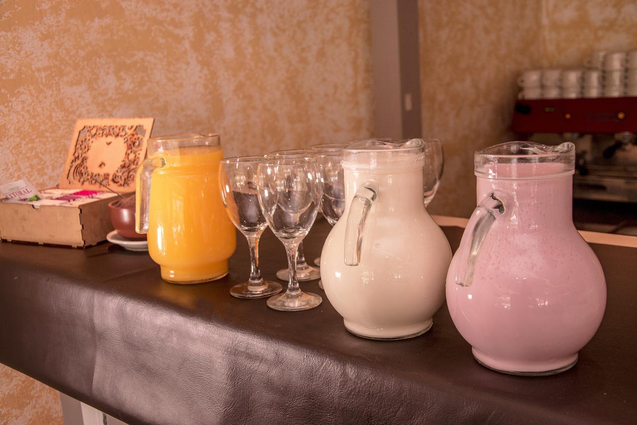 Hotel Saint Tropez Villa Carlos Paz Dış mekan fotoğraf