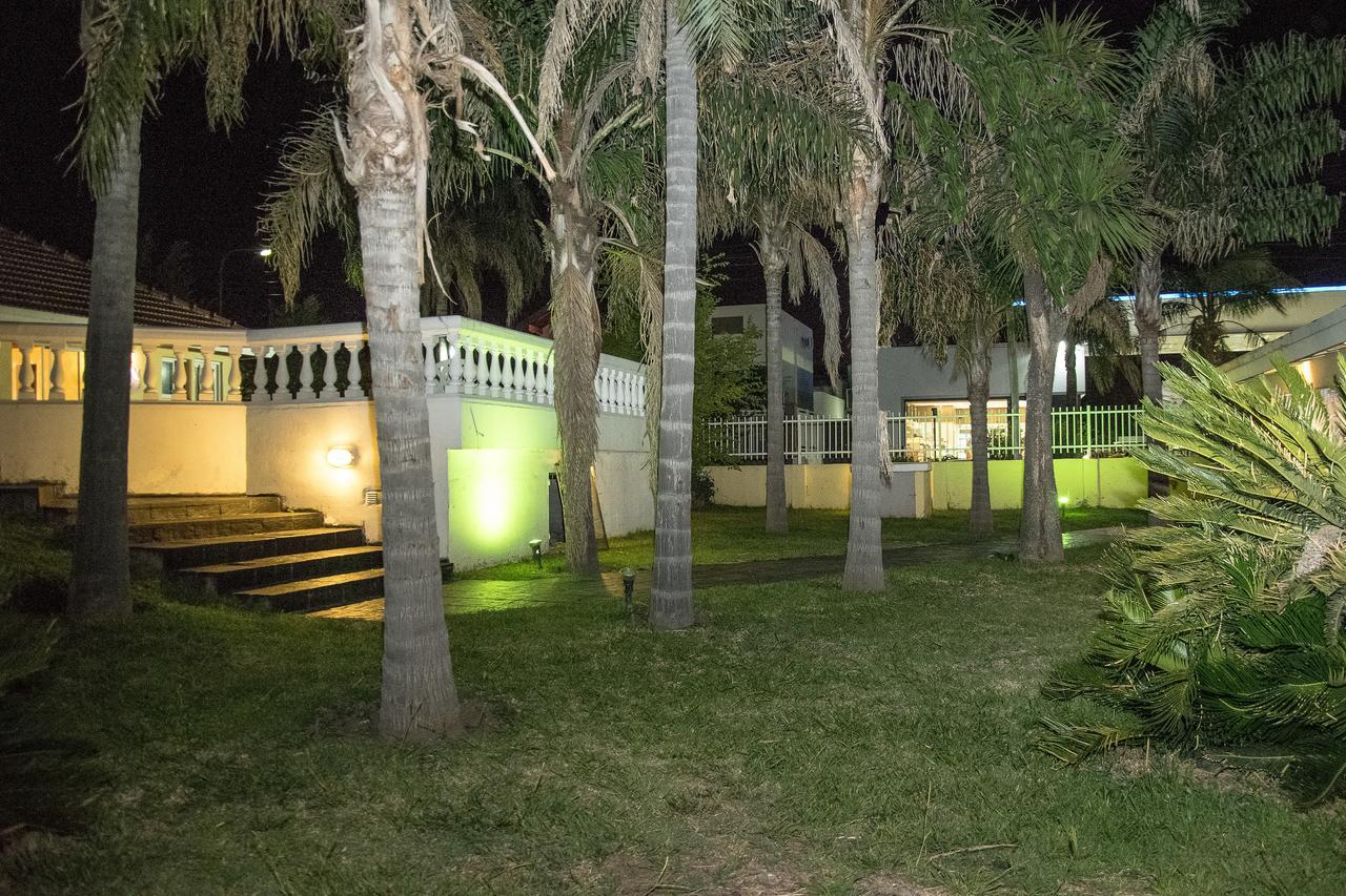 Hotel Saint Tropez Villa Carlos Paz Dış mekan fotoğraf